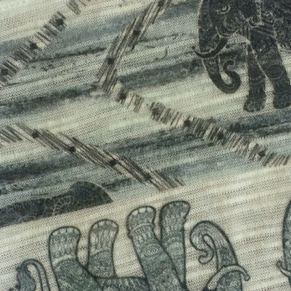 Ginger Black and White tank top - Picture 3 of 5